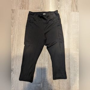 Avia Cropped work out pants